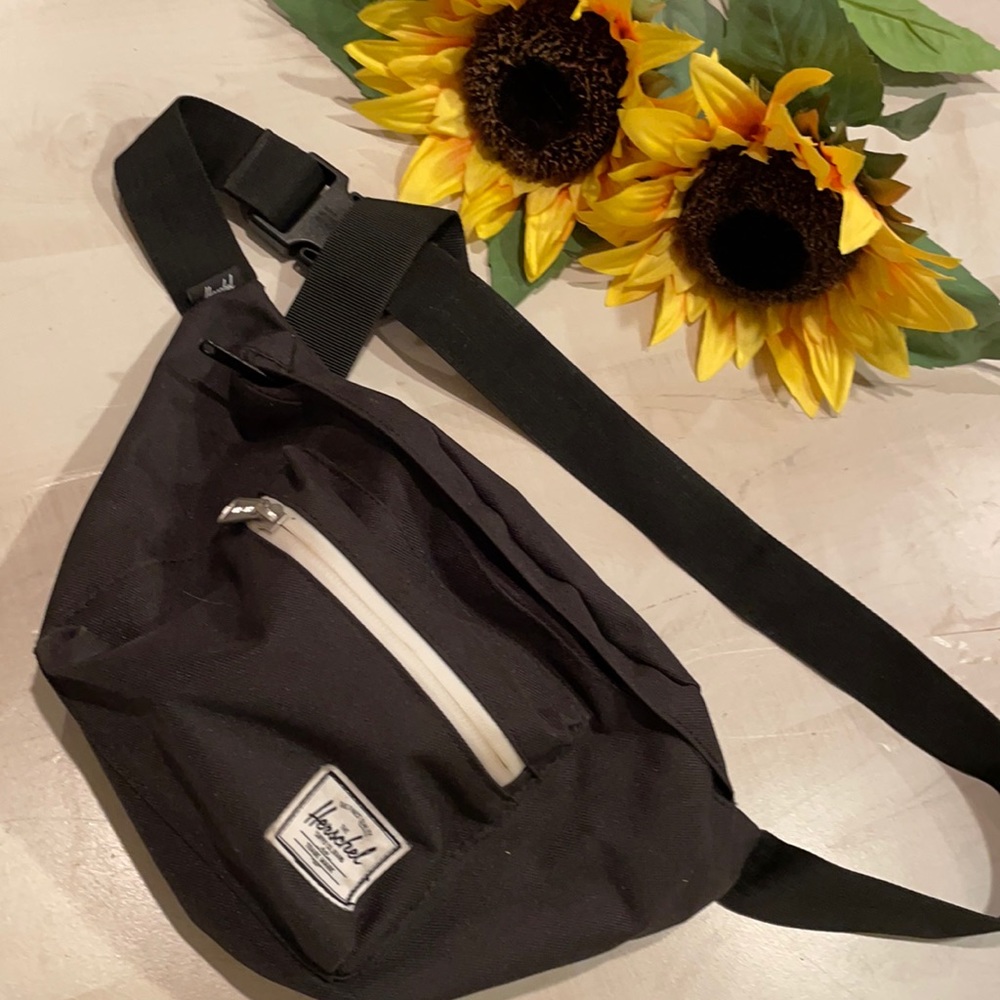 Herschel Supply Seventeen Hip Pack - Black